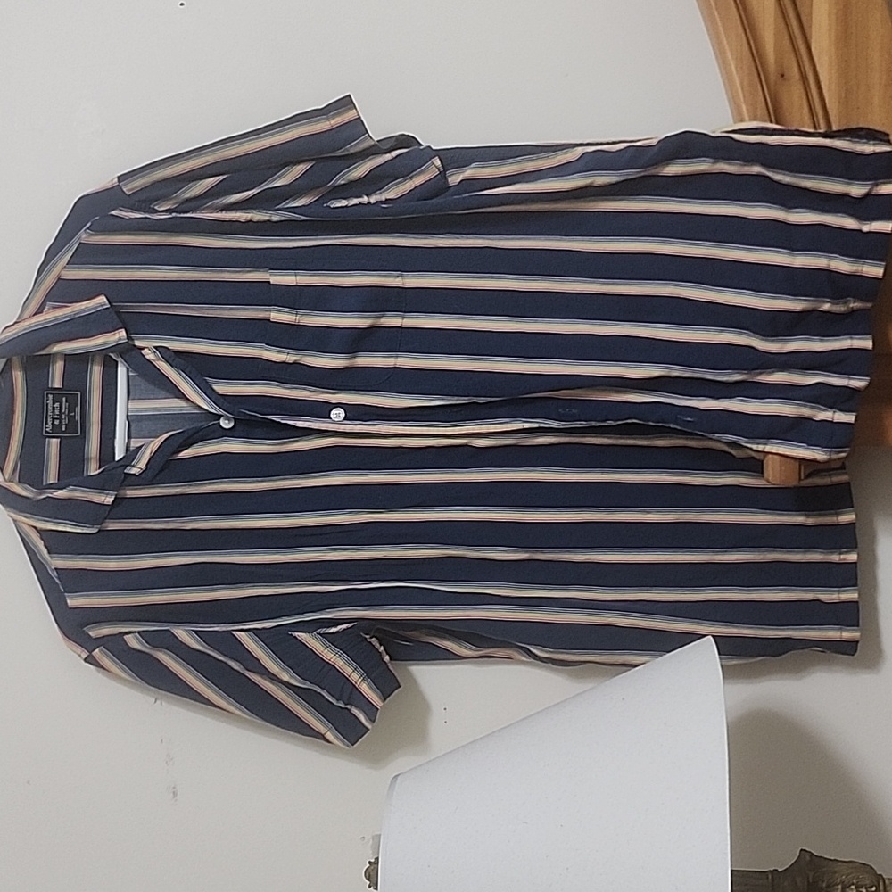 Large Abercrombie button up